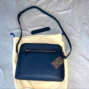 Louis Vuitton Reporter Ombré Encre Leather NWT